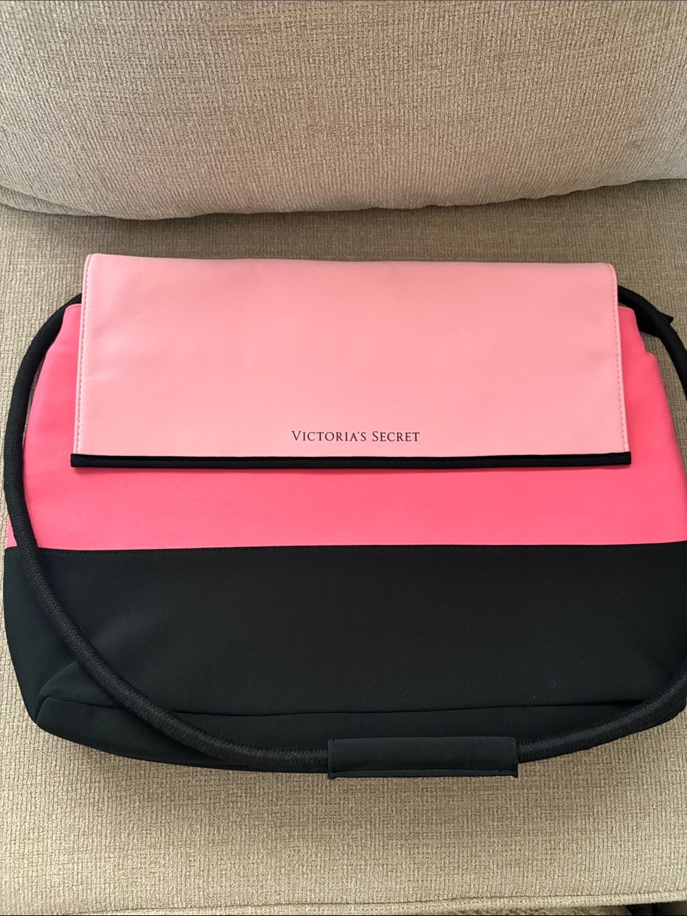Victoria’s Secret Pink Black Neoprene Thermal Beach Cooler Tote Bag Limited Ed